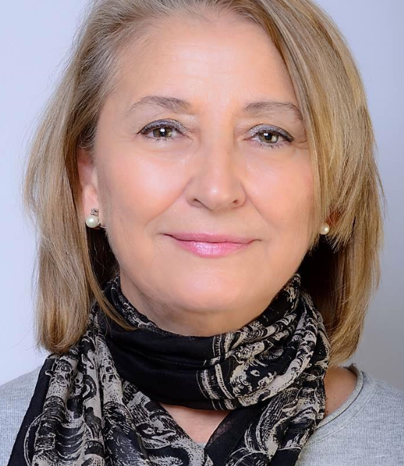 Dra. Carmen María Ferrer